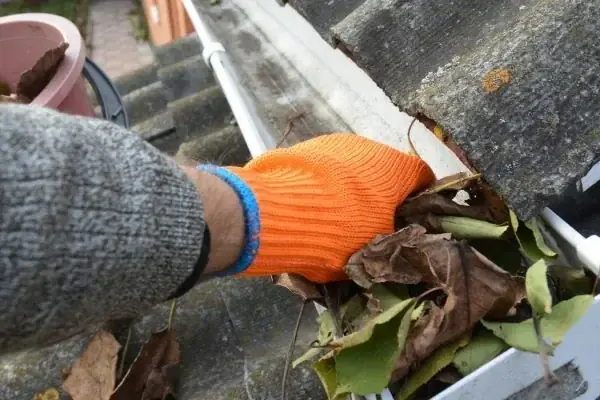 Gutter Cleaning in Bedford
